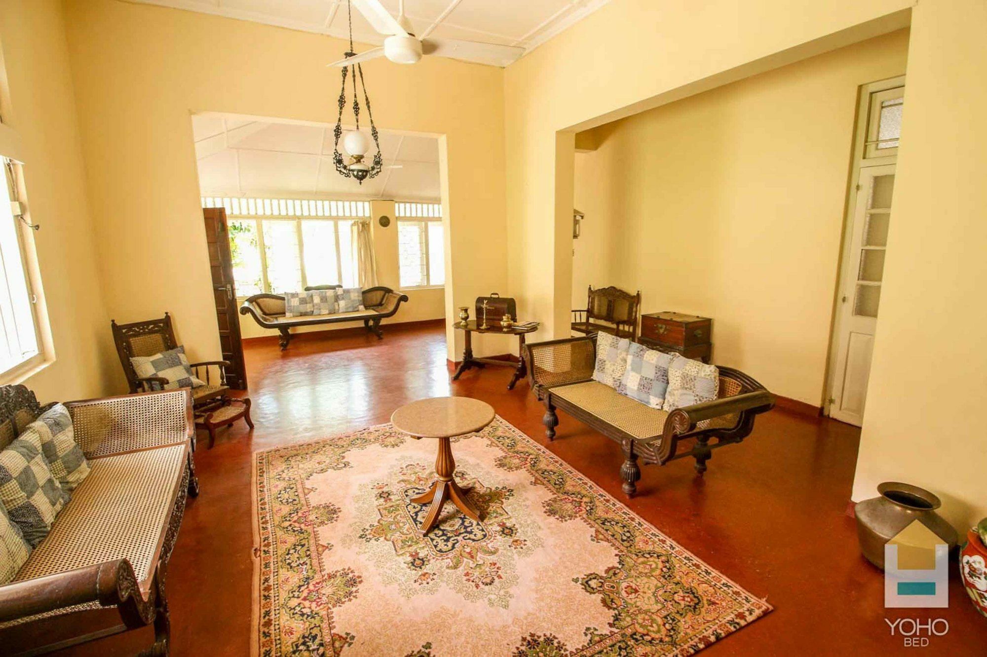 Charming Homestay By The Beach Dehiwala-Mount Lavinia Bagian luar foto